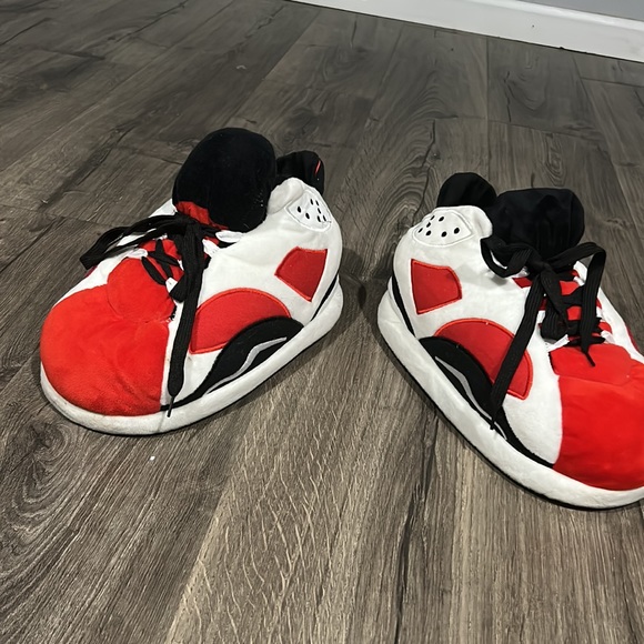 Jordan 6 slippers - Picture 3 of 3